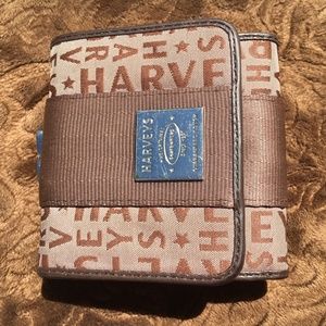 Harveys seatbelt bag wallet